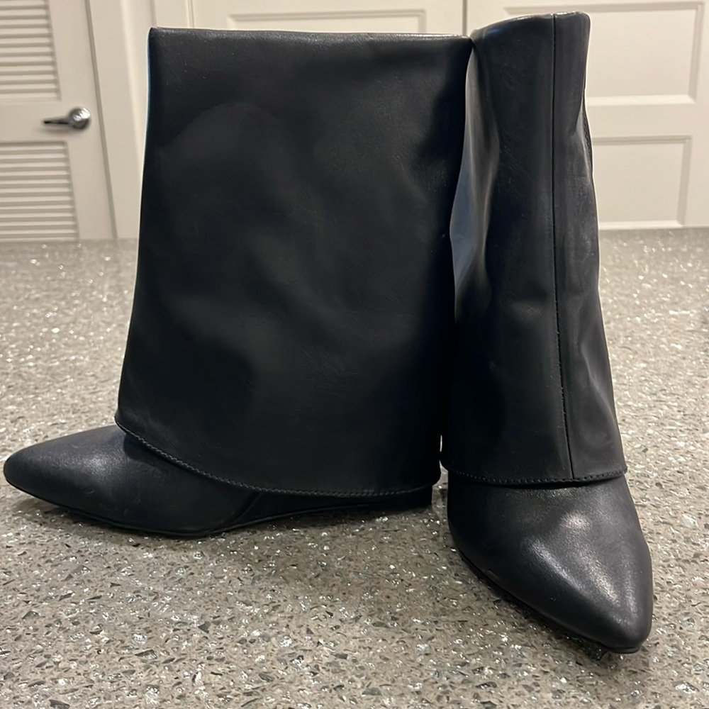 A New Day brand new hidden wedge booties